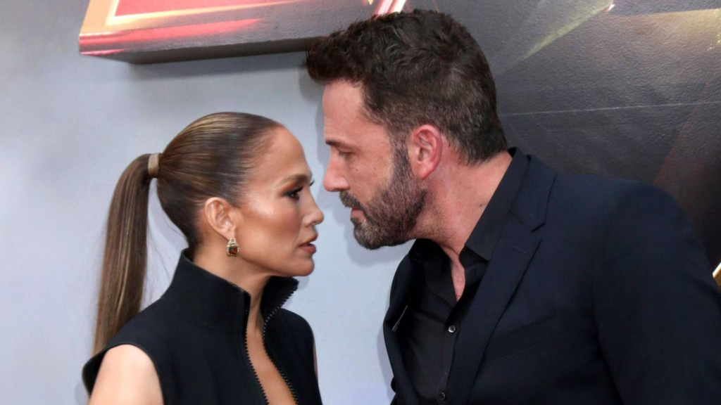  Jennifer Lopez and Ben Affleck Divorce