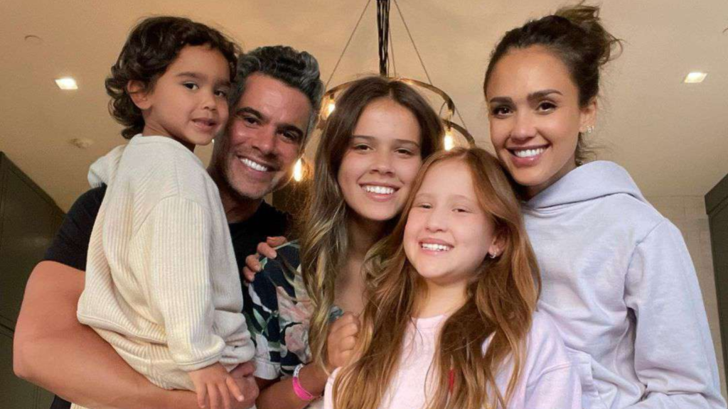 Jessica Alba Family